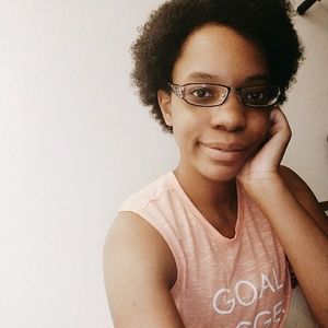 Meet your Posher, Joy